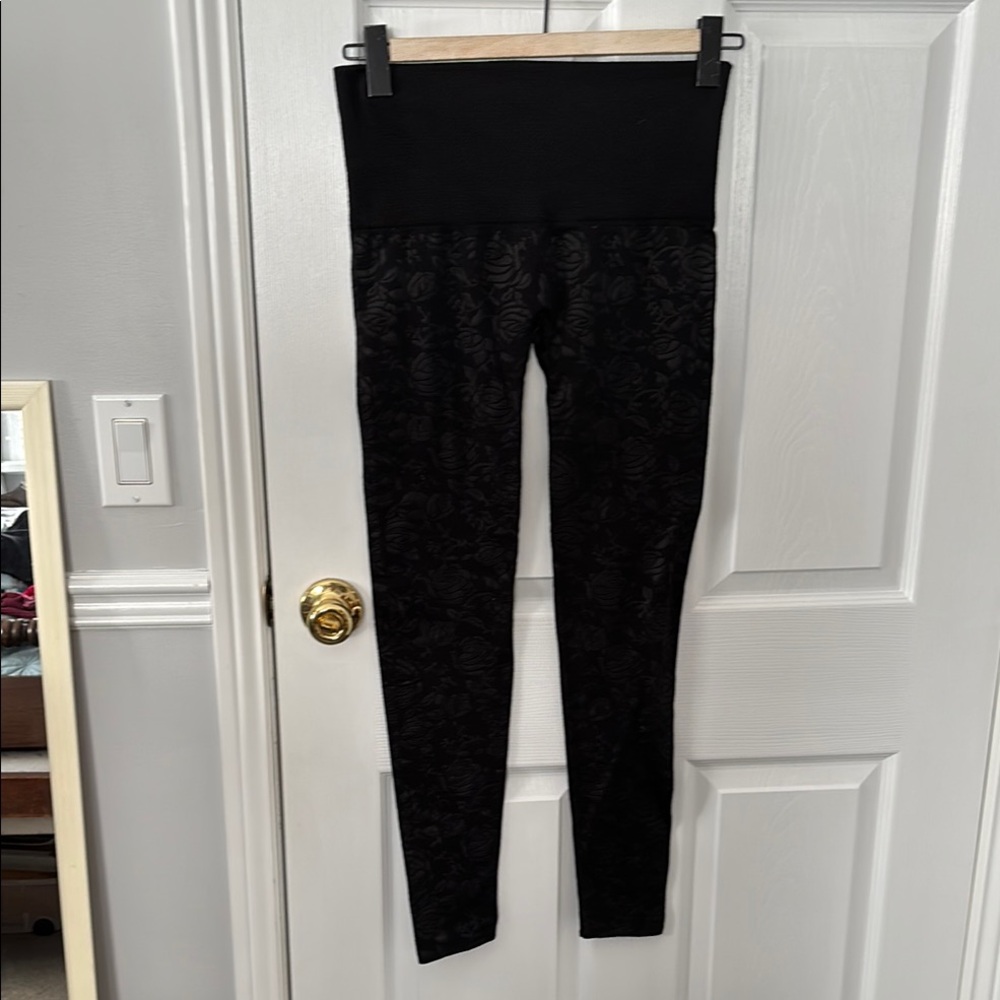 French Laundry Black High-Rise Leggings